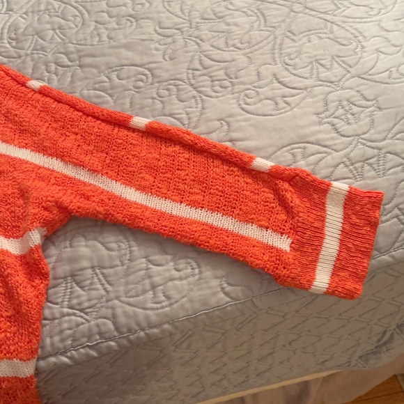 🧡Knit Sweater🧡 - Picture 4 of 4